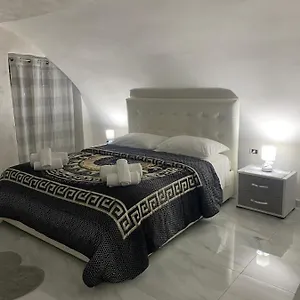 la-casa-di-pulcinella.hotels-amalfi.com/